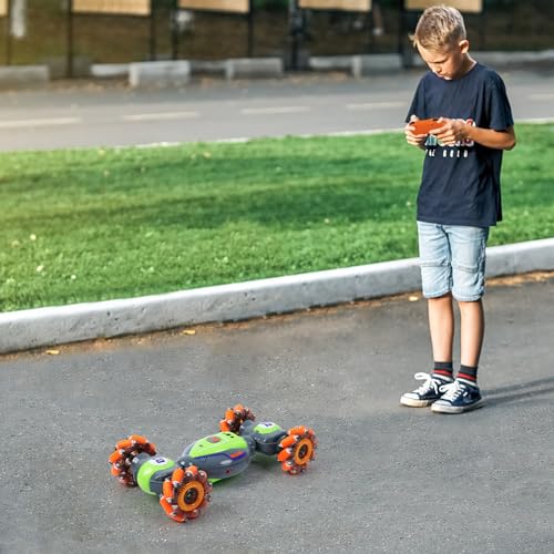 Gesture Sensing RC Stunt Car with Light & Music U8554