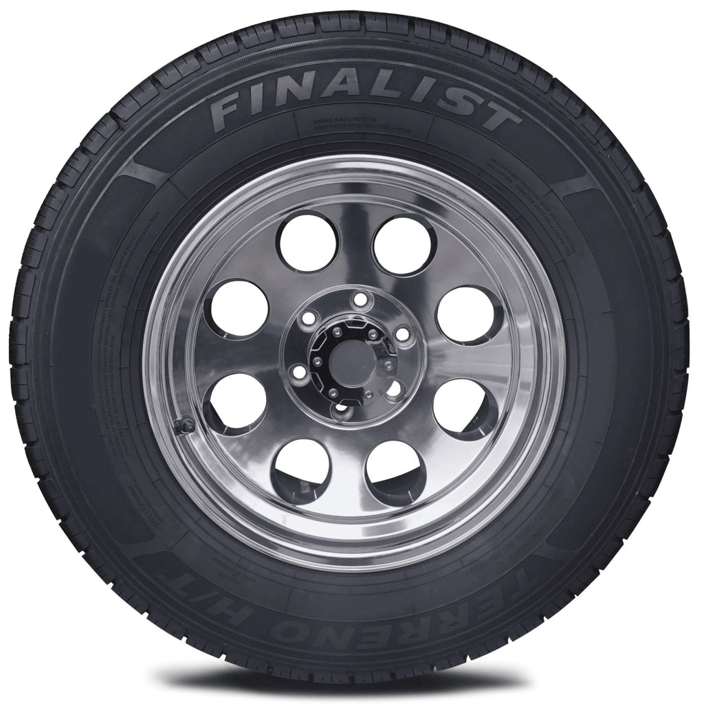 255/45R19 100V Passenger Tire R257
