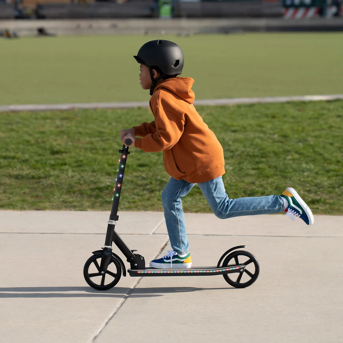 Black 2-Wheel Kick Scooter D73254