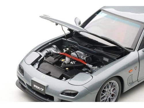 1/18 Diecast Car Model J65354