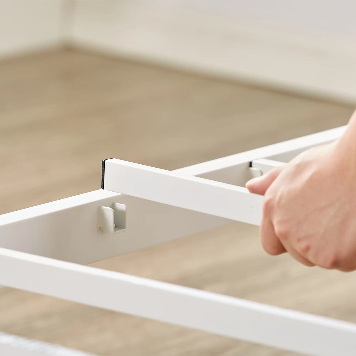 King White Metal Platform Bed Frame F3124