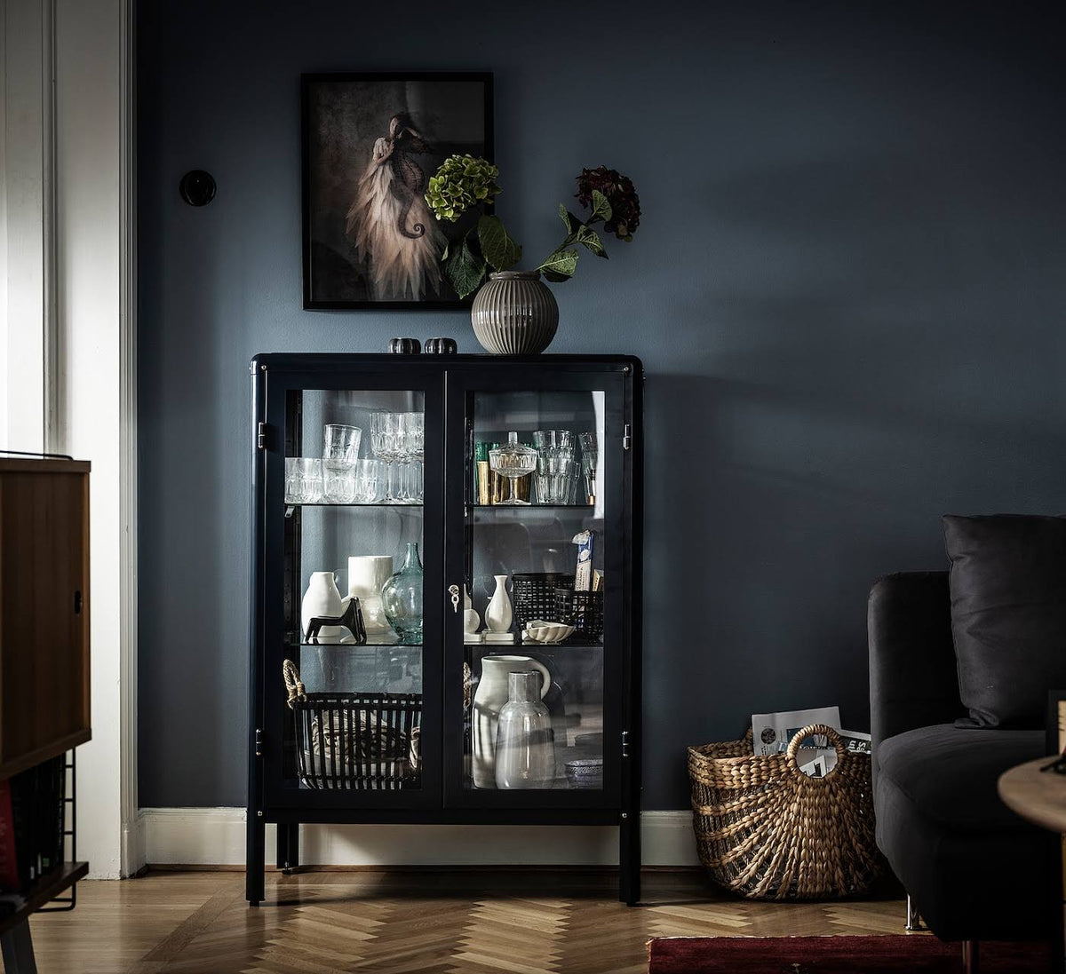 Glass-Door Cabinet C332040