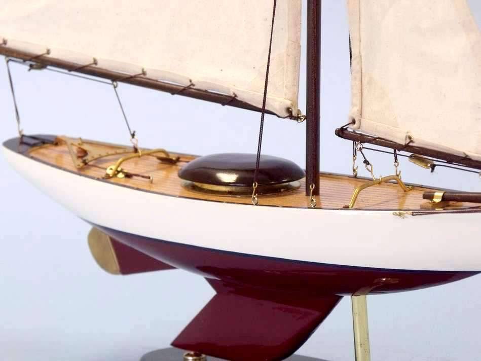 Wood Sailboat A761