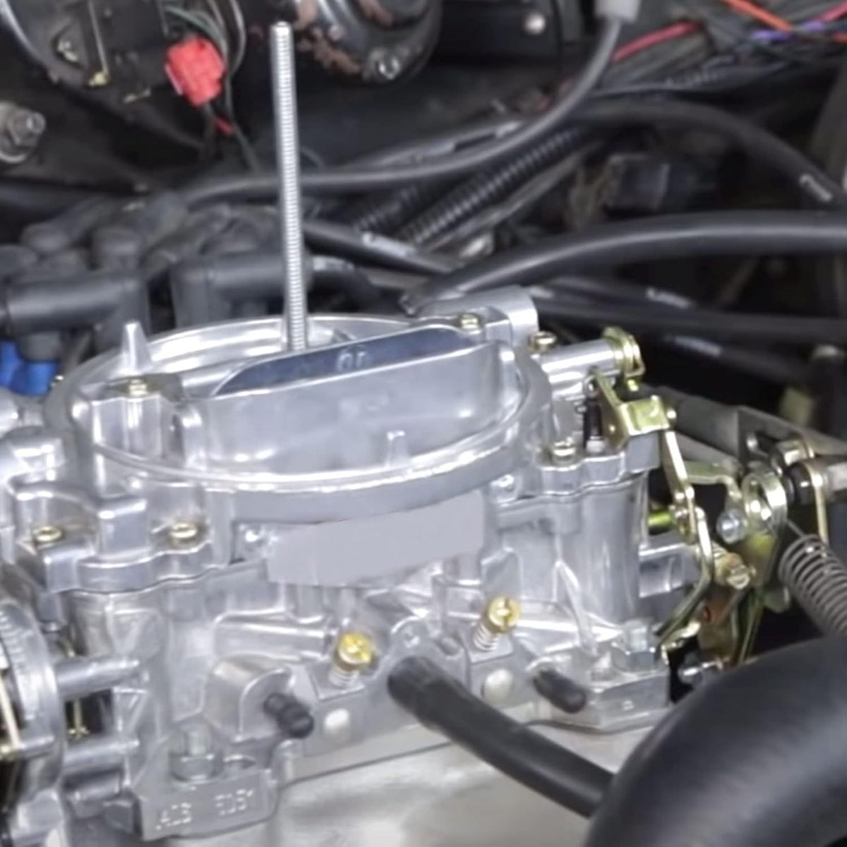 600 CFM 4 Barrel Carburetor with Manual Electric Choke V504523