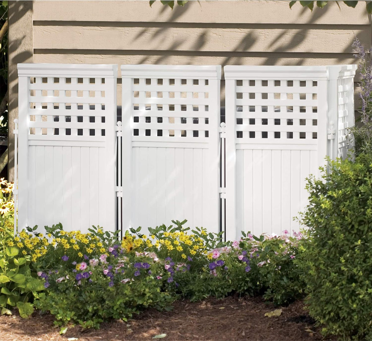 White 4 Panel Freestanding Steel Resin Outdoor Screen H75477