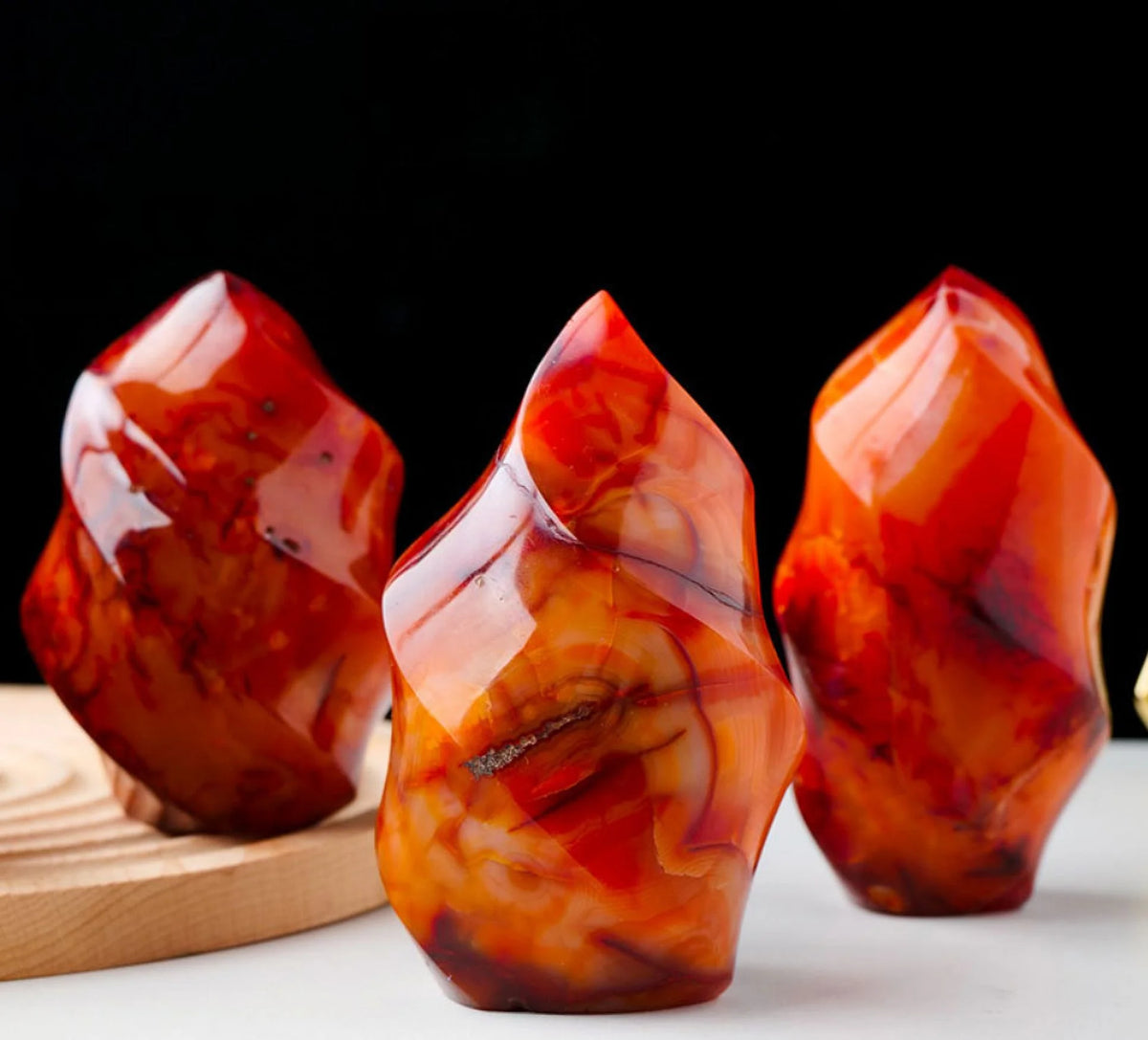 Red Agate Crystal Tower V843