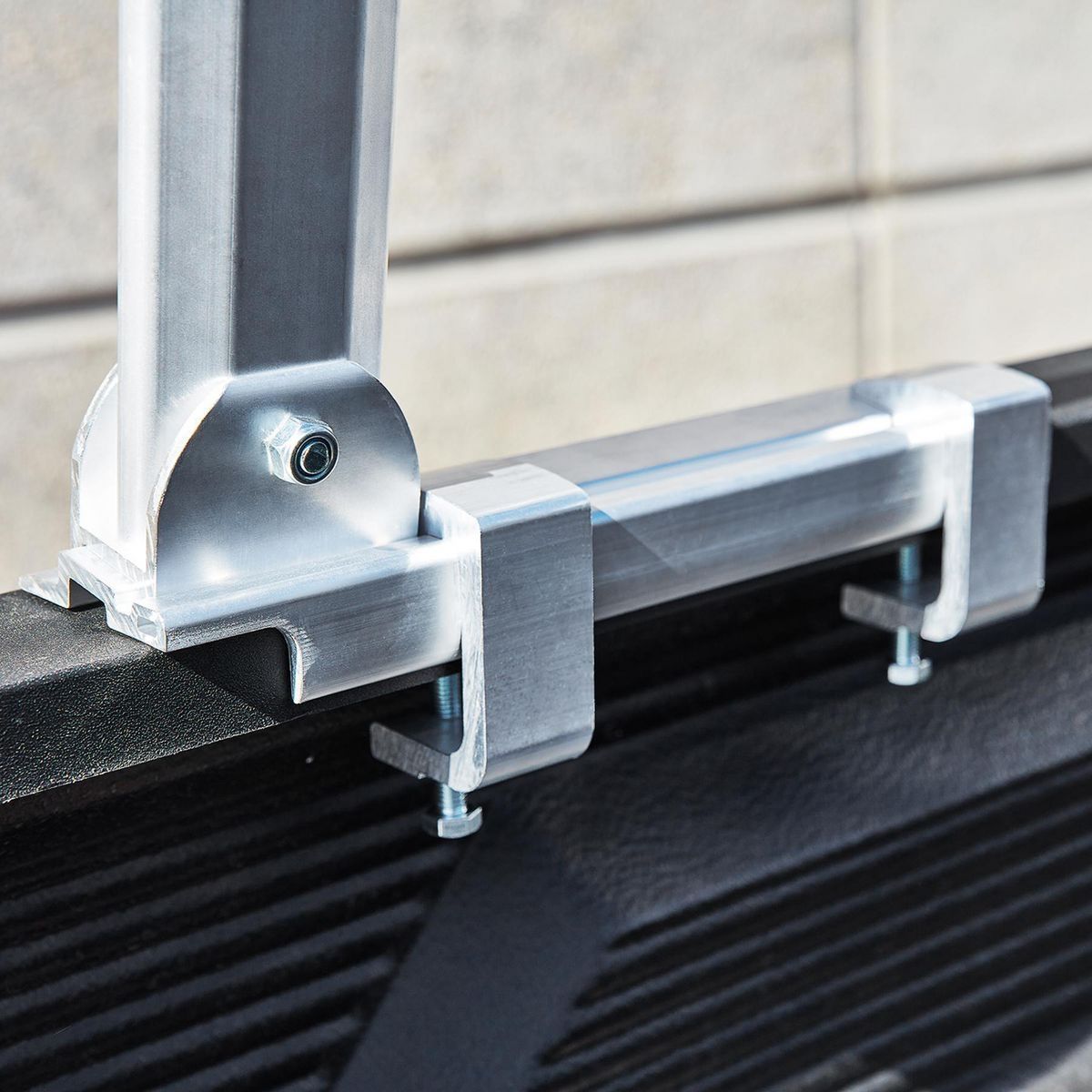 800 lb. Universal Aluminum Truck Rack V97176